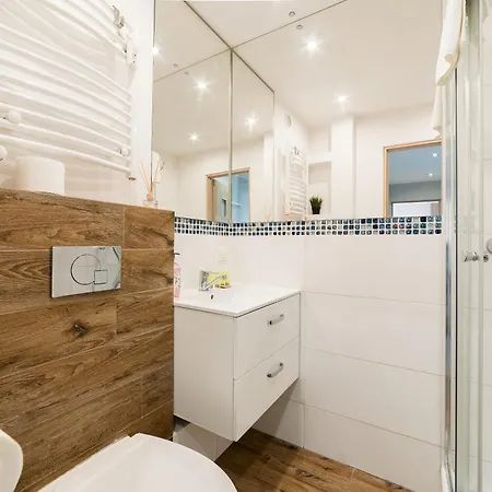 Apartamento Winogrady Stylish By Bookinghost