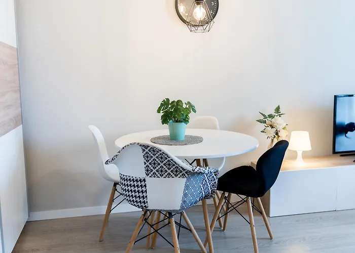 Winogrady Stylish By Bookinghost *